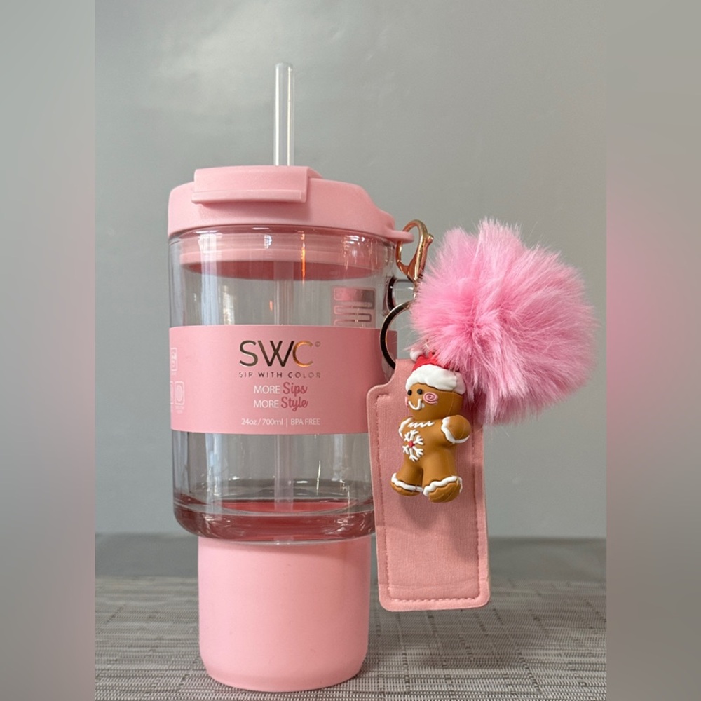 Christmas SWC Glass Pink Tumbler with Straw and Gingerbread Charm. New.